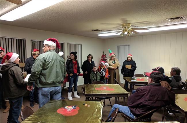 Christmas Carolers in Roswell, NM